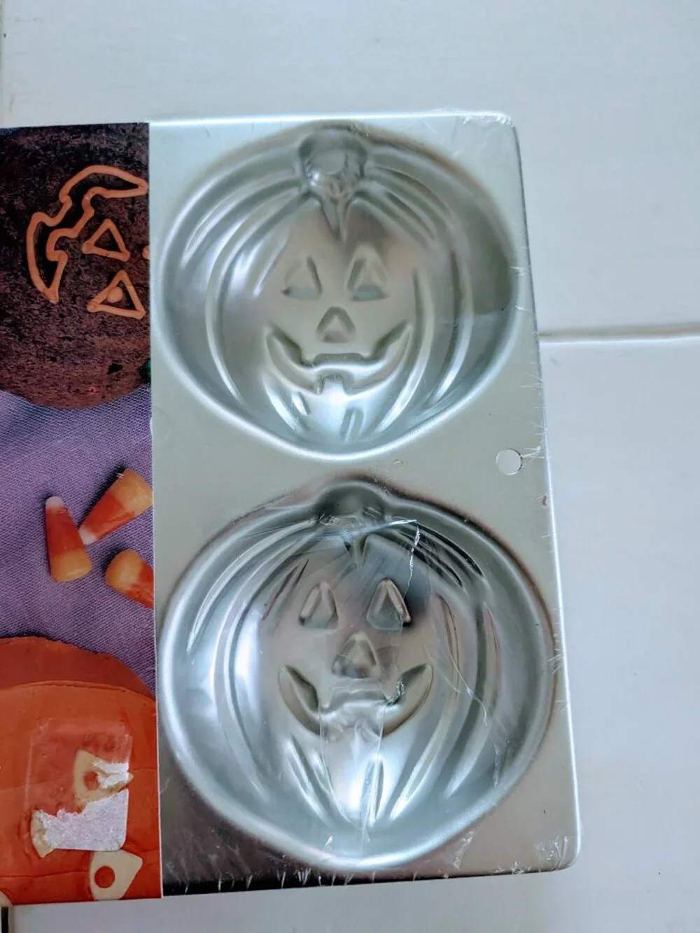 VTG 1983 Wilton Halloween Mini Pumpkin Mold Pan 6 Cupcake Treat Pan NOS Sealed